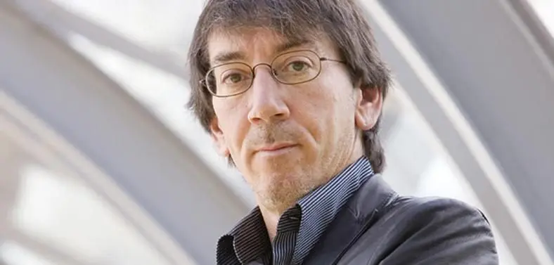 Will Wright regards SimCity's launch as "basically inexcusable"