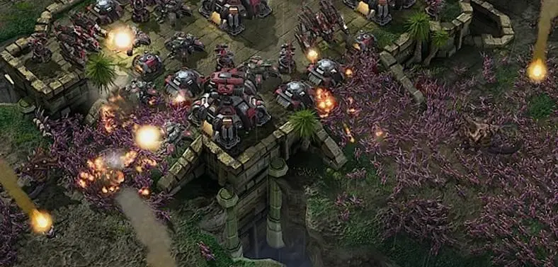 Starcraft II: Heart of the Swarm still a year away