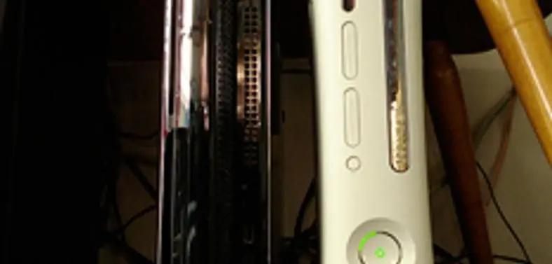 Microsoft and Sony gloat XBL and PSN figures again, 23m and 40m