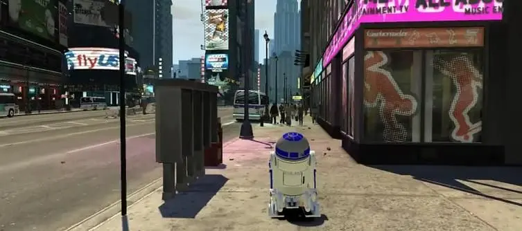 R2-D2 runs riot in Grand Theft Auto IV mod