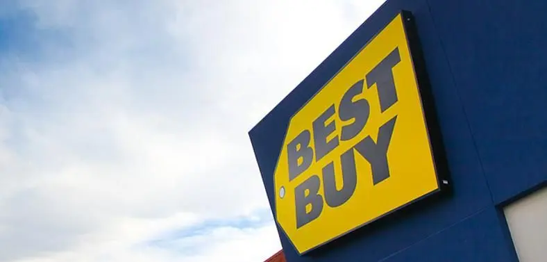 US pre-orders for Xbox One stop at Best Buy, other retailers continue