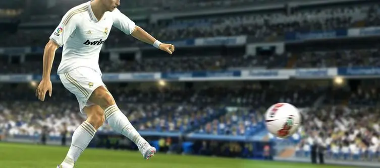 PES 2013 has 150 licensed teams, continues Champions League and Europa League agreement