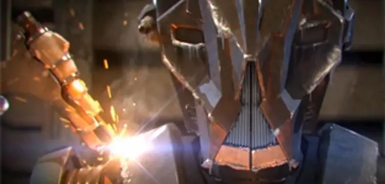 HK-51 revealed for Star Wars: The Old Republic, buried on Belsavis
