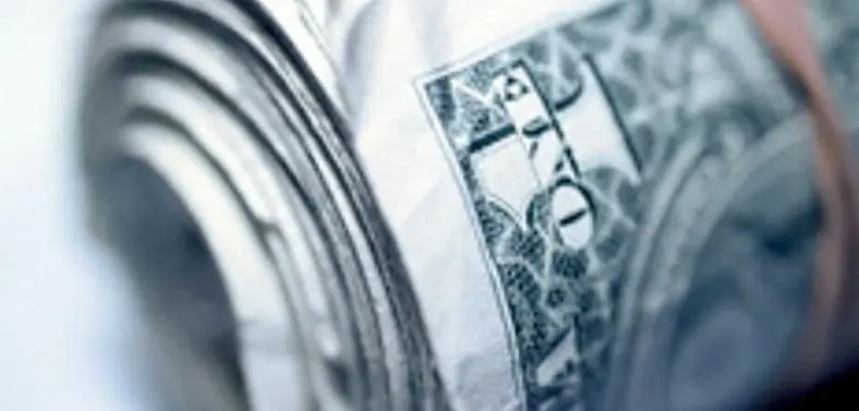 Console gamers splurge over $30K through "peak gaming years"
