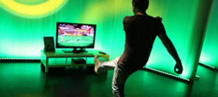 Kinect appealed to "more hardcore" than expected, must pursue
