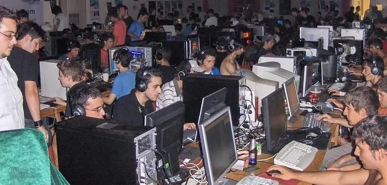 NPD states 78% of "core gamers" buy used titles