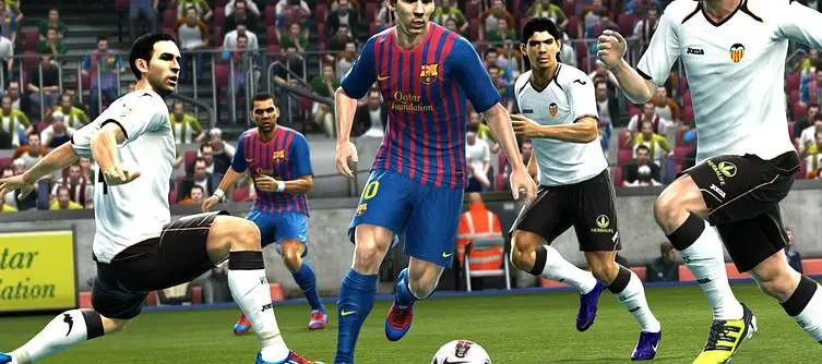 First DLC pack now available for PES 2013