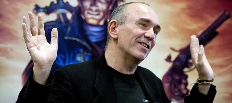 Molyneux: "...the only answer to this is for me to completely stop talking to the press"