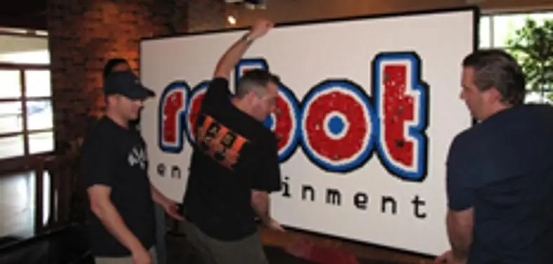 Robot Entertainment gets gamescom "ducks in a row", has reveal?