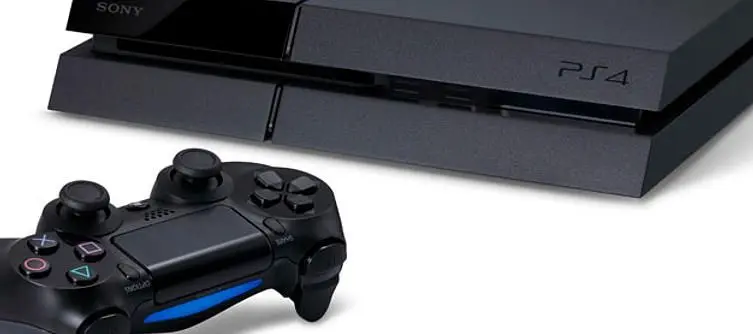 Call of Duty: Ghosts retakes UK chart, PlayStation 4 'fastest selling console'