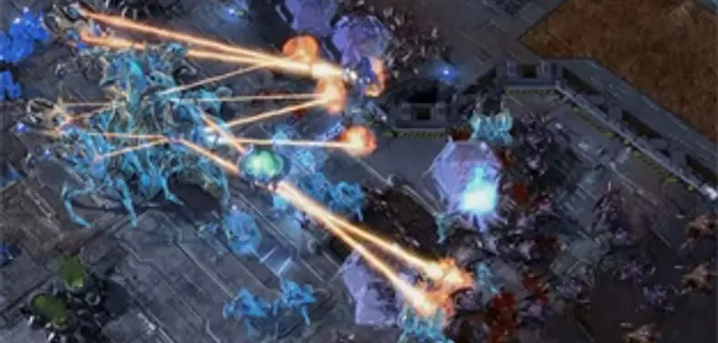 StarCraft 2: Heart of the Swarm features "training area" with AI giving tips
