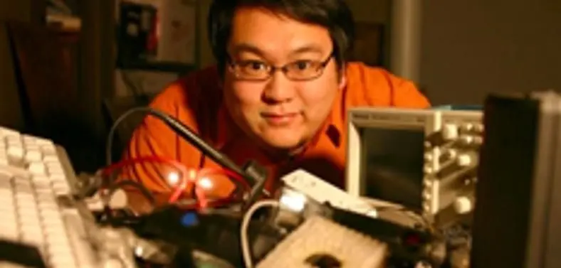 Kinect man leaves Microsoft for Google "special projects team"
