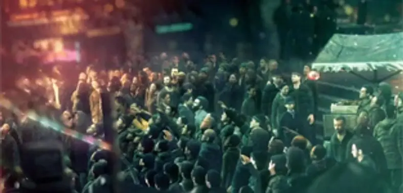 Trailer teases "living, breathing world" of Hitman: Absolution