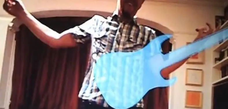 Developer creates Kinect air guitar game