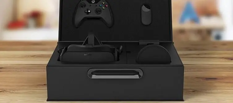 Oculus Rift VR headset starts shipping to customers