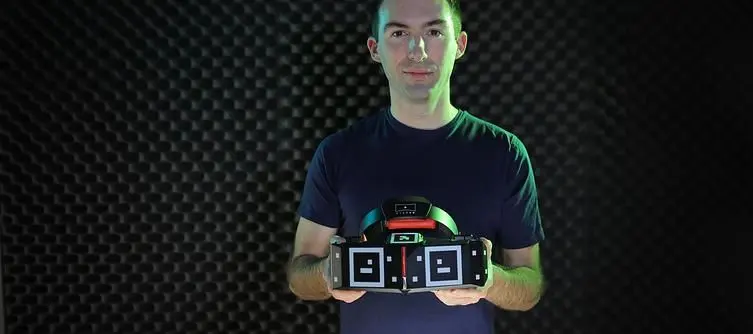 Starbreeze Studios announces its own virtual reality headset at E3 2015, the StarVR