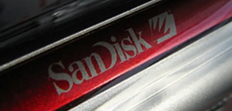 Major Nelson reveals Xbox 360-branded SanDisk 16GB USB drives
