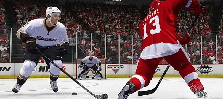 NHL 14 trailer invites you to "Live the Life" of a player