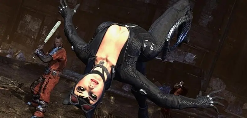 Arkham City 360 pirated, Catwoman requires code to play