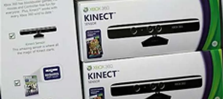 Kinect doubles UK Xbox 360 sales