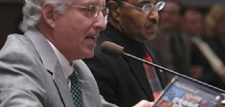 Disbarred Thompson claims MOH 'victory', gamers "can go to Hell"